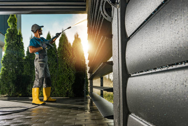 Best Commercial Building Pressure Washing  in Briarcliff Manor, NY